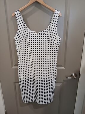 Classic White and Navy Polka Dot Sleeveless Dress